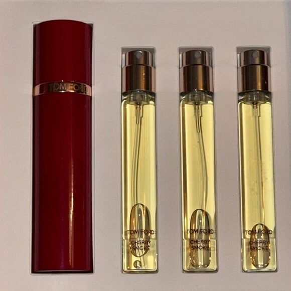 Tom Ford: Cherry Smoke Exclusive Private Blend Collection Set (10 ML x 3) - Picture 2 of 7